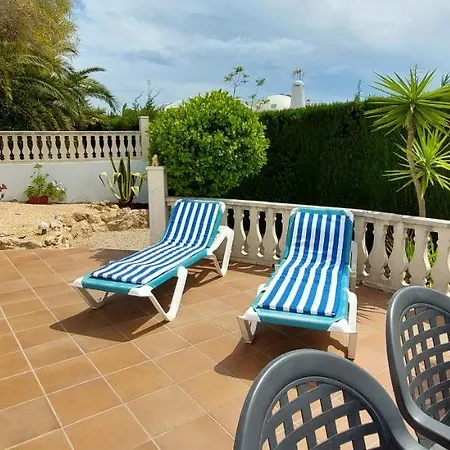 Totalmente Independiente Con Piscina Comunitaria