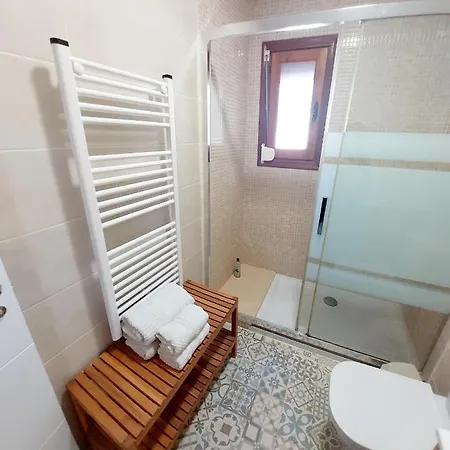 Totalmente Independiente Con Piscina Comunitaria Villa