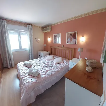 Villa Totalmente Independiente Con Piscina Comunitaria Calpe