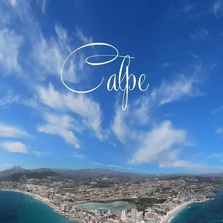 Villa Totalmente Independiente Con Piscina Comunitaria Calpe